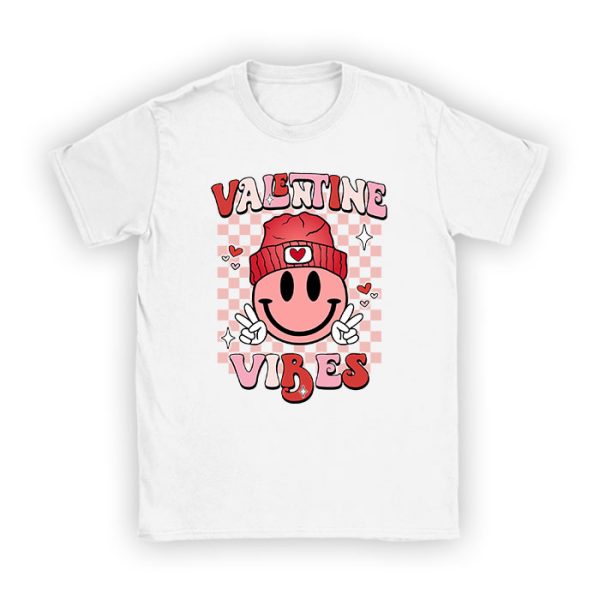 Groovy Checkered Valentine Vibes Valentines Day Girls Womens T-Shirt TS1140