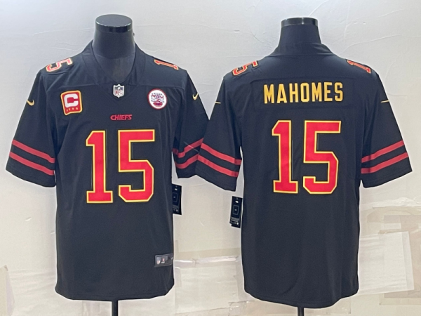 Men Kansas City Chiefs #15 Patrick Mahomes Black Red Gold 4-star C Patch Vapor Untouchable Limited Stitched Jersey