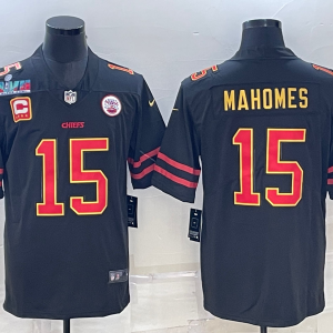 Men Kansas City Chiefs #15 Patrick Mahomes Black Red Gold Super Bowl LVII Patch And 4-star C Patch Vapor Untouchable Limited Stitched Jersey