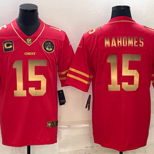 Men Kansas City Chiefs #15 Patrick Mahomes Red Gold 4-star C Patch Vapor Untouchable Limited Stitched Jersey