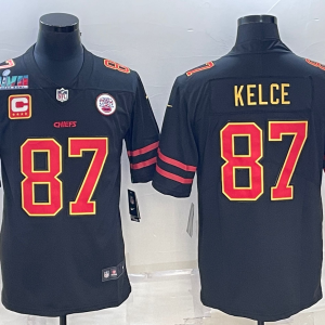 Men Kansas City Chiefs #87 Travis Kelce Black Red Gold Super Bowl LVII Patch And 4-star C Patch Vapor Untouchable Limited Stitched Jersey