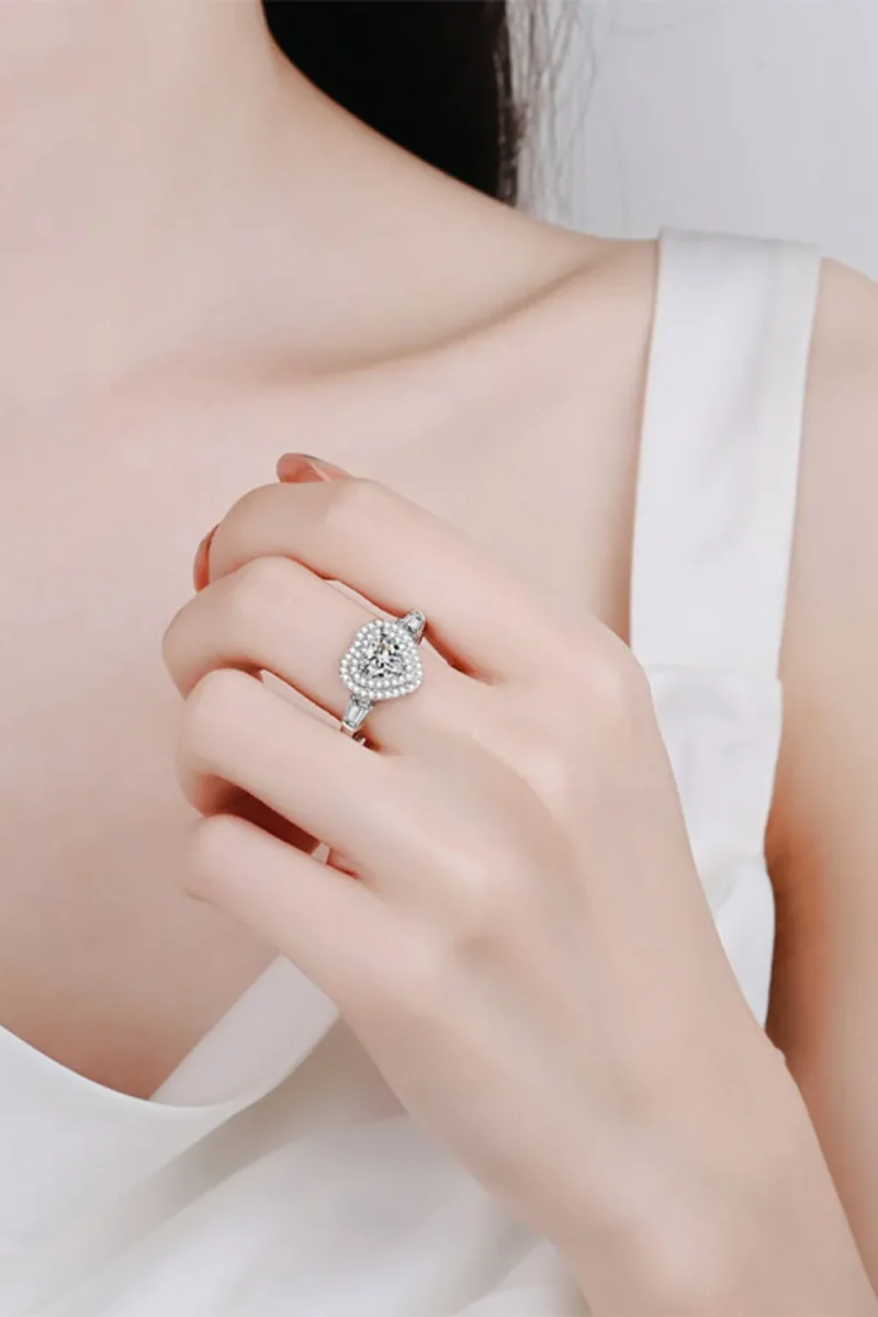 1 Carat Moissanite 925 Sterling Silver Heart Ring - Silver