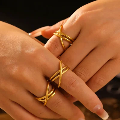 18K Gold-Plated Crisscross Ring - Gold