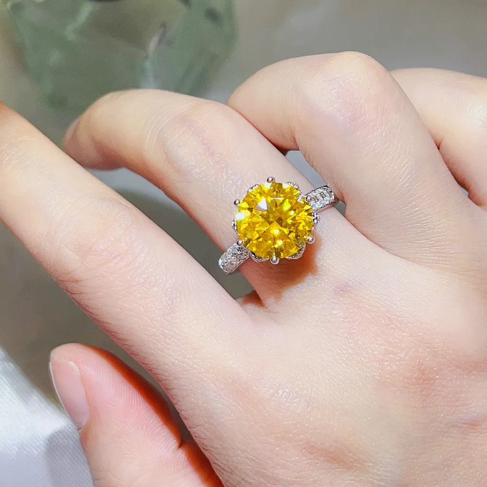 5-Carat-Moissanite-925-Sterling-Silver-Ring-Yellow-1
