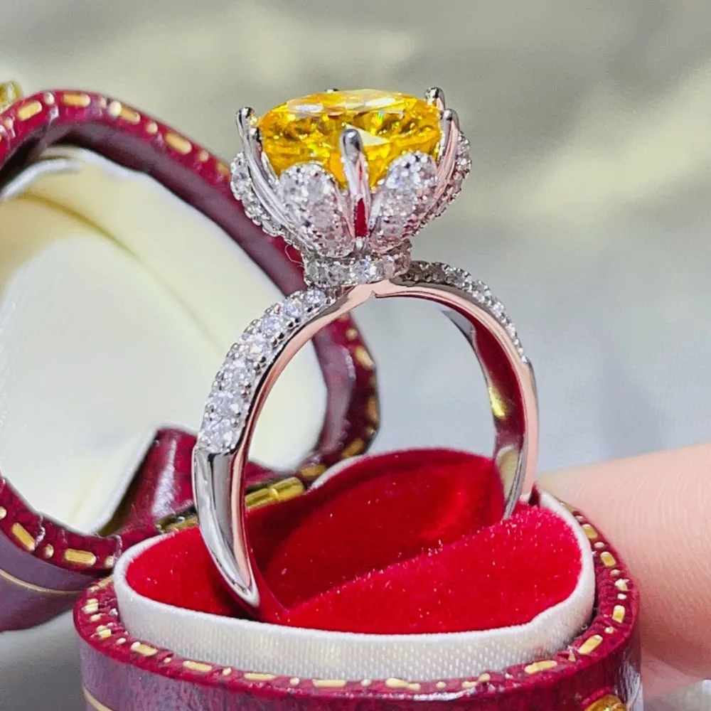 5-Carat-Moissanite-925-Sterling-Silver-Ring-Yellow-4