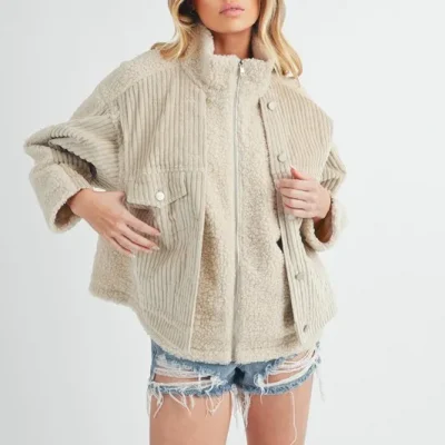 Fake Two Pieces Turtleneck Sherpa Jacket with Pockets - Sand