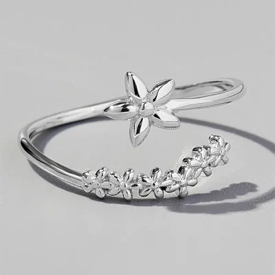 925 Sterling Silver Flower Ring - Silver