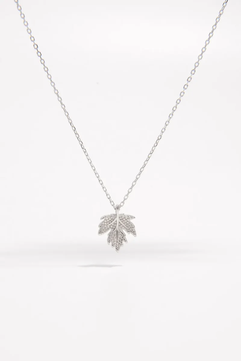 925 Sterling Silver Zircon Maple Leaf Necklace - Silver
