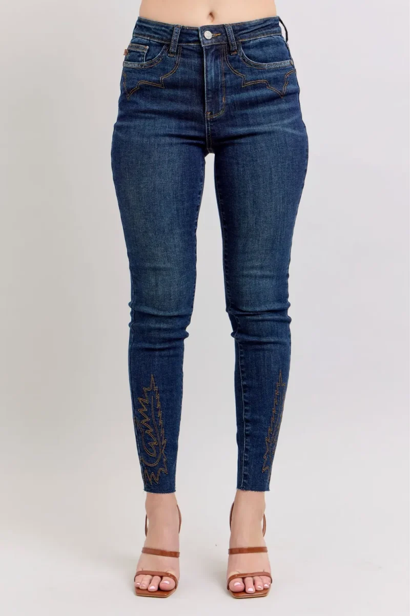 Full Size Embroidered High Rise Skinny Jeans Plus Size - Dark