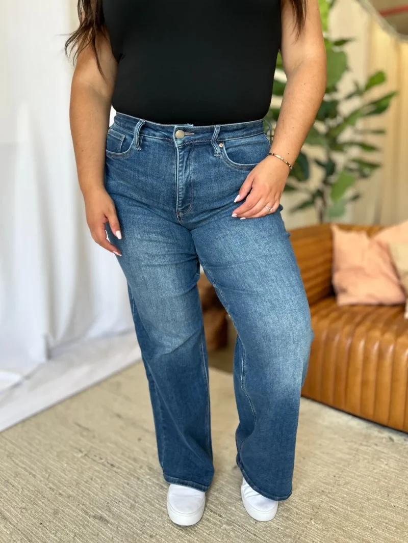 Full Size High Rise Tummy Control Wide Leg Jeans -  Medium